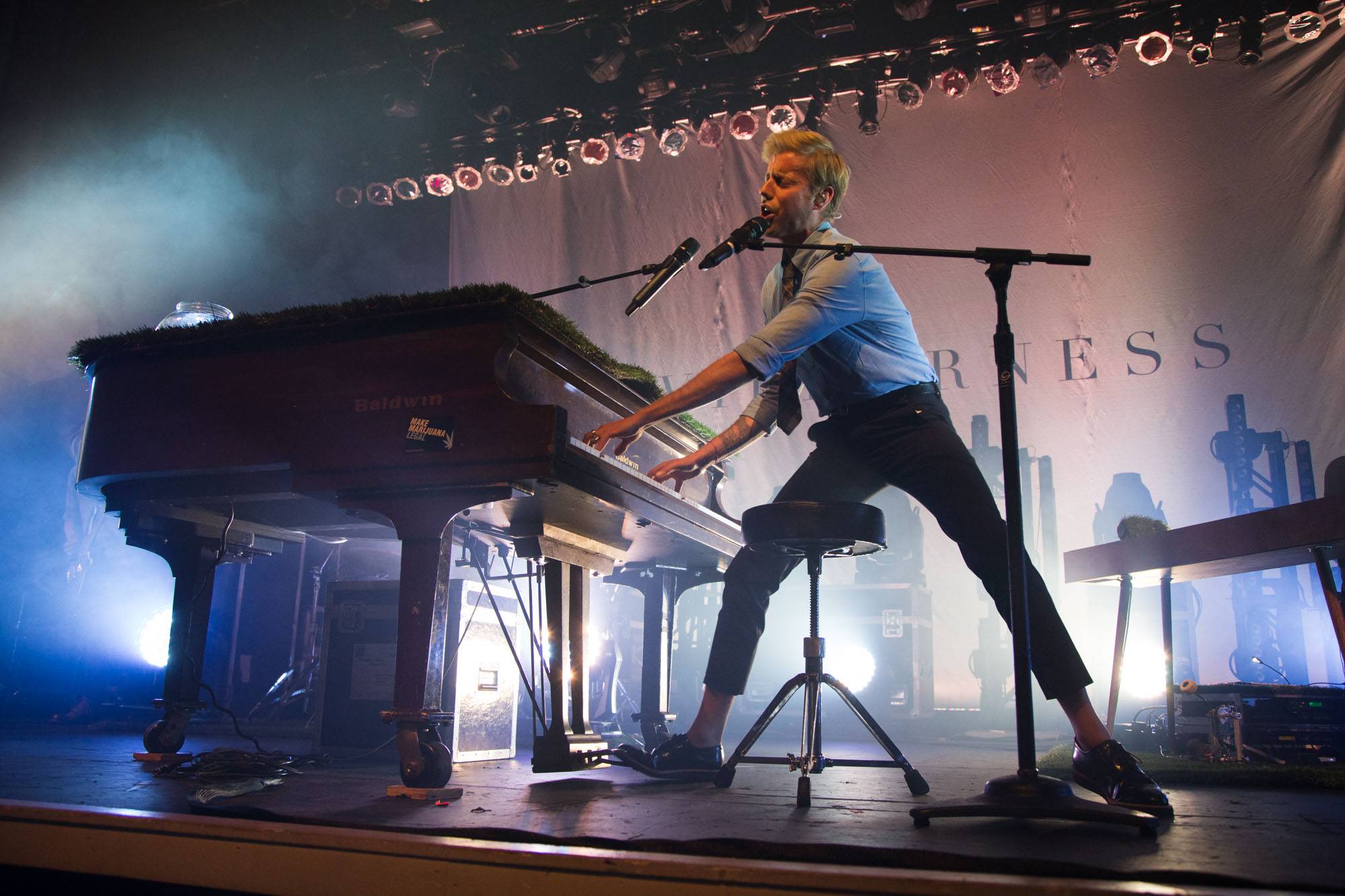 Andrew McMahon at the Vogue Theatre, Vancouver, Oct 14 2015. Kirk Chantraine photo.